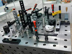 三維柔性焊接組合工裝